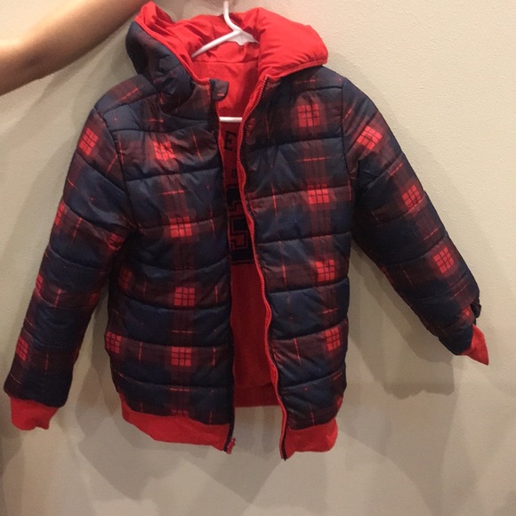 Limited edition red reversible puffer jacket for boy size 12 - Picture 3 of 5